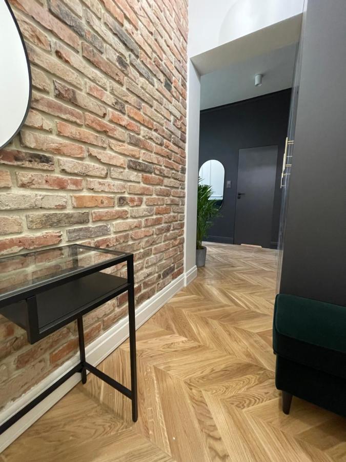 Apartament Grafitowy Διαμέρισμα Πόζναν Εξωτερικό φωτογραφία